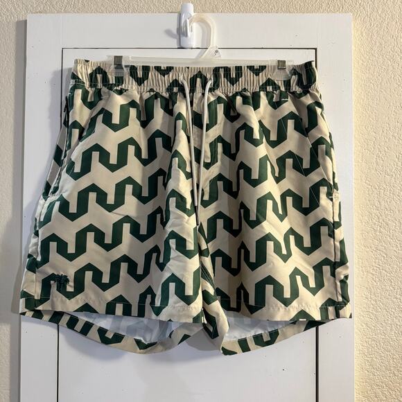 OAS Atlas Board Short Lined Size Large  Green/ Cream Vacation Swimwear - Picture 3 of 9